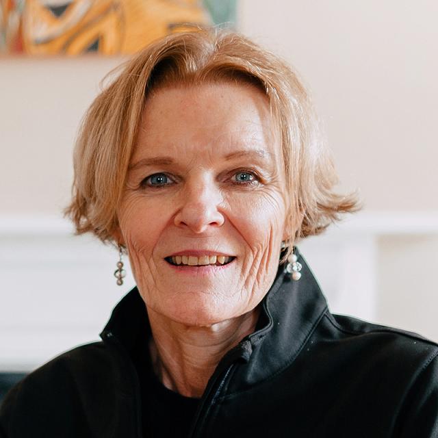 Suzanne Key